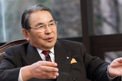 創立150周年となる2032年の実現を目標とした早稲田大学の中長期計画「Waseda Vision 150」では、「早稲田を核とする新たなコミュニティの形成」が、経営戦略の一つに掲げられています。これについて、どのようなお考えをお持ちでしょうか。